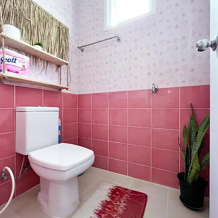 Sea Dreamer Beachfront Apartments Phuket Room photo